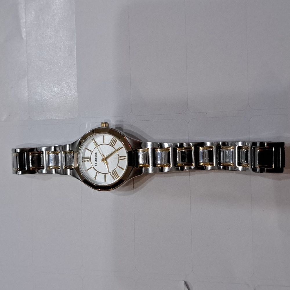 🔥CLEARANCE! Armitron Watch - Picture 5 of 8